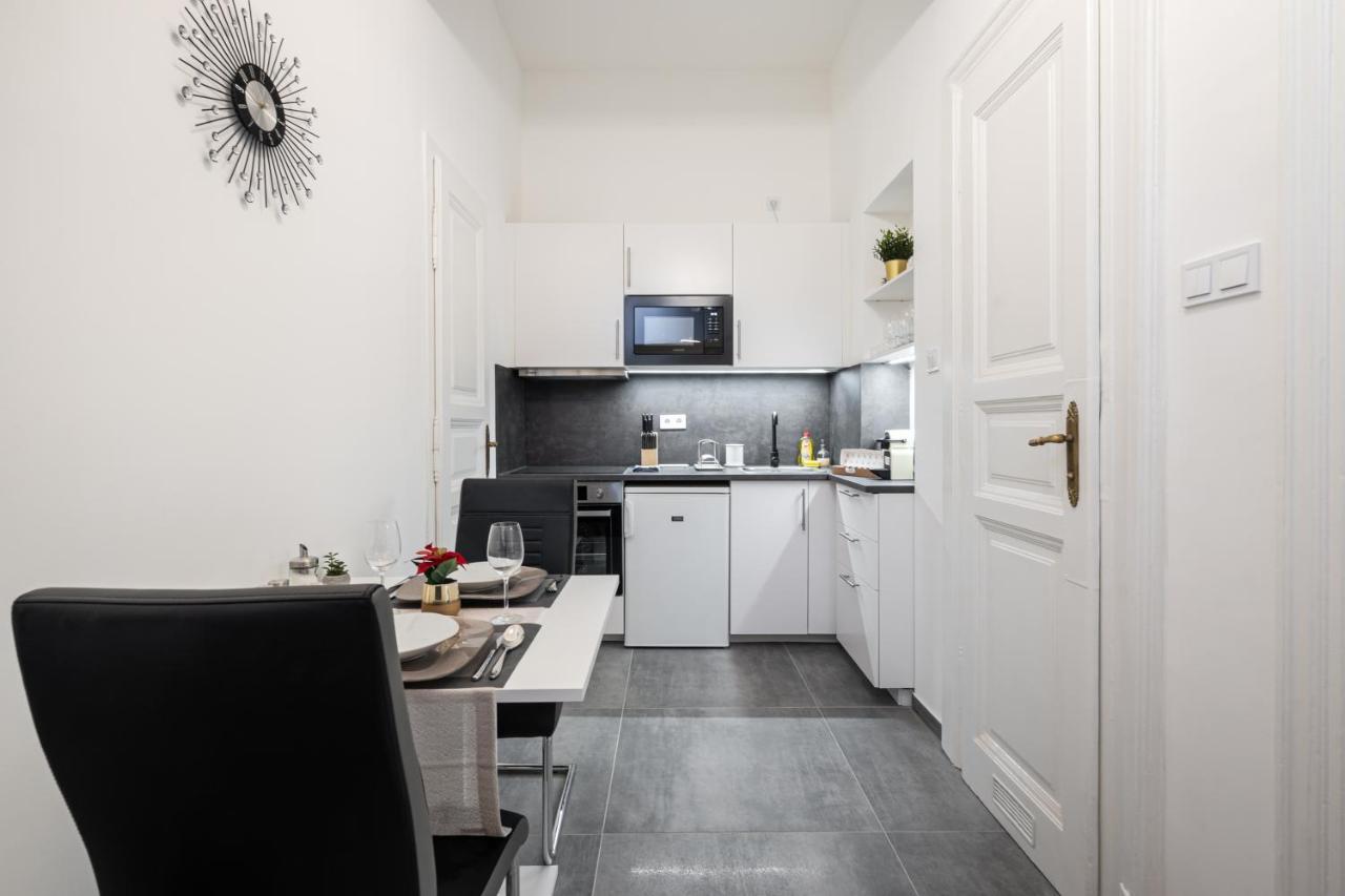 Stellar Dwell Apartment 布达佩斯 外观 照片